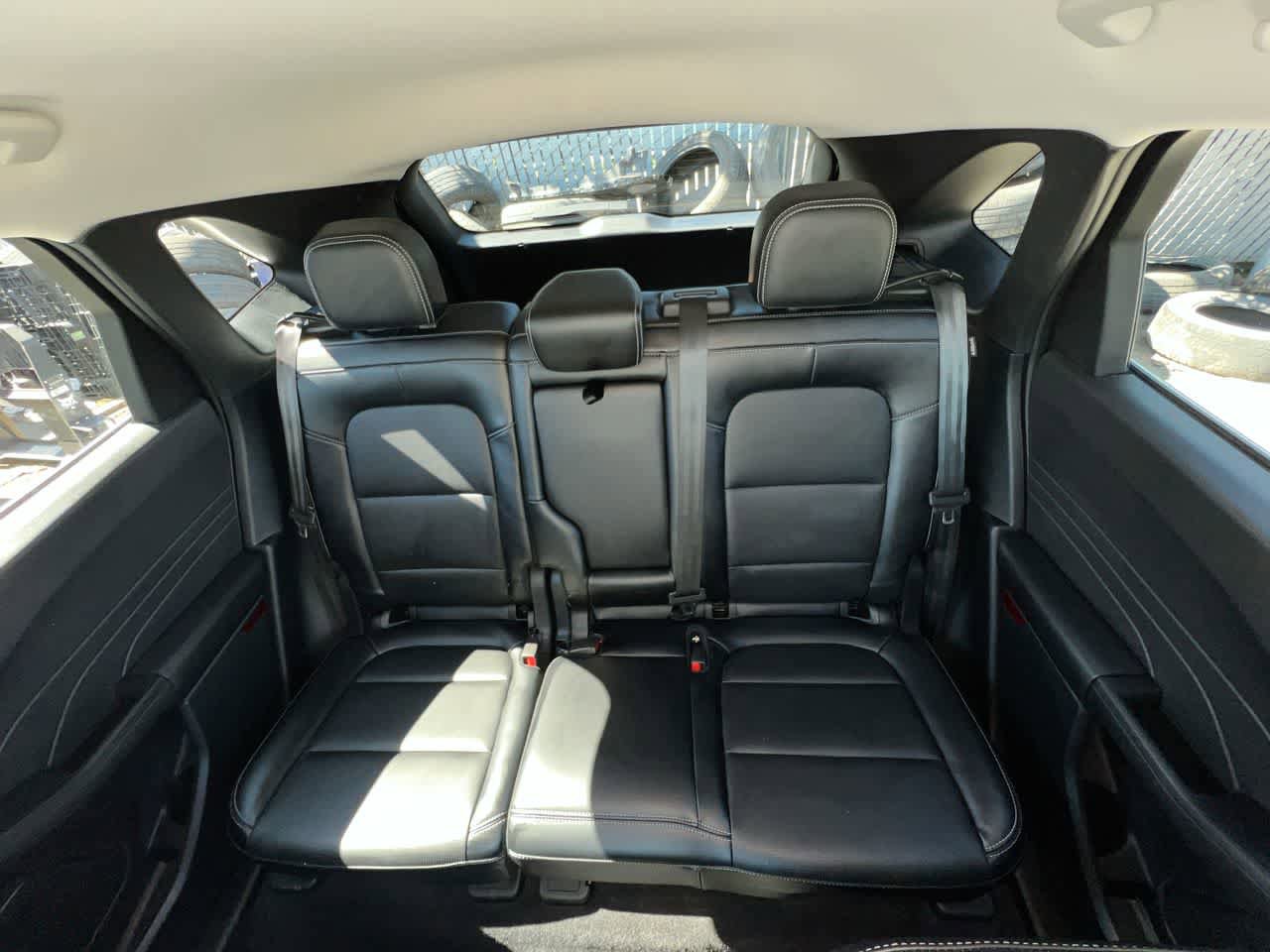 Used 2025 Ford Escape Platinum AWD/4WD image 23