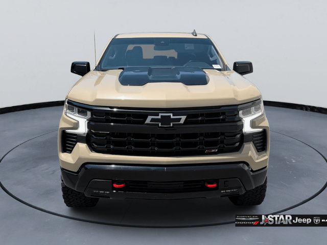 Used 2023 Chevrolet Silverado 1500 LT Trail Boss AWD/4WD image 2