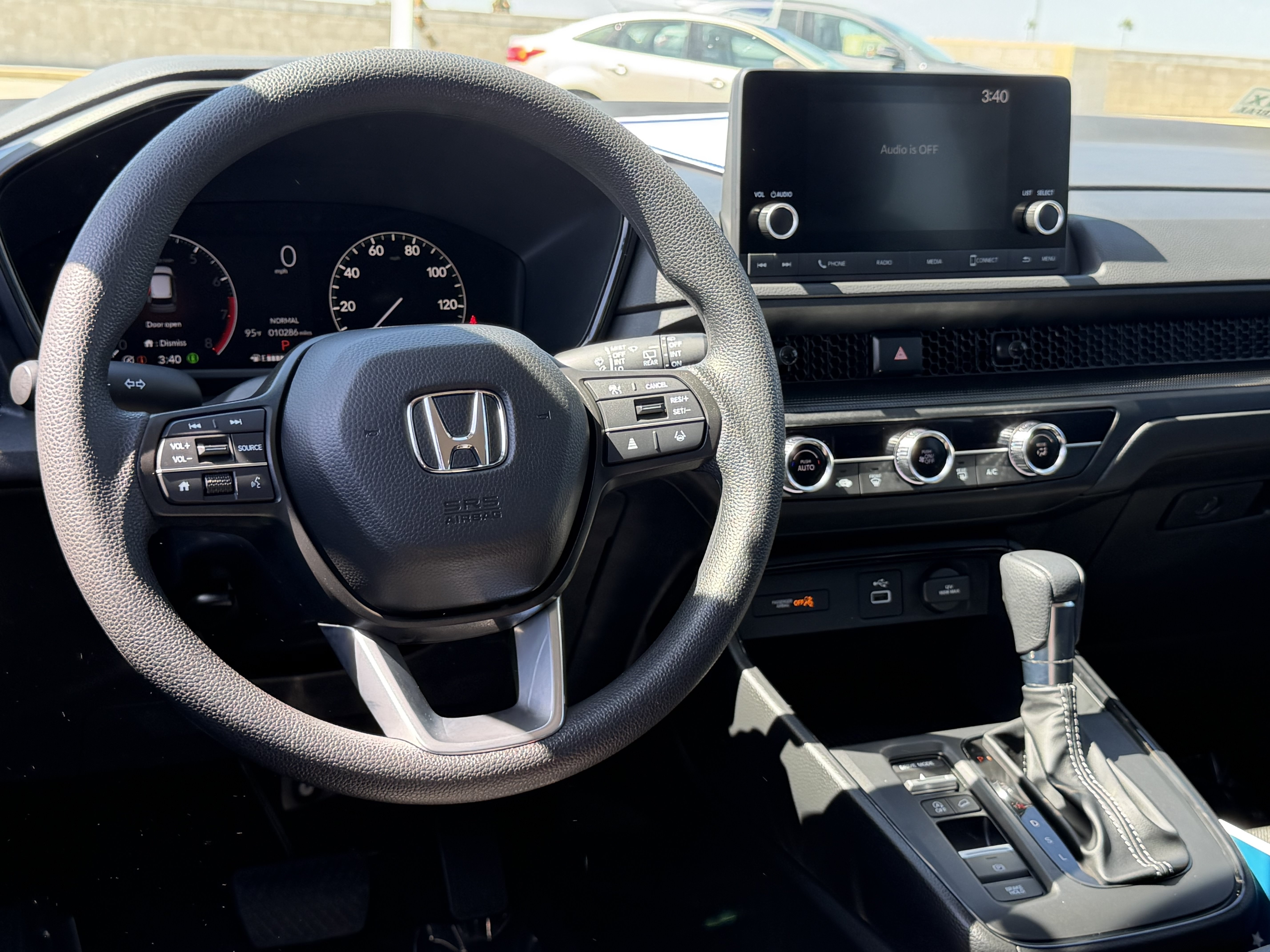 Used 2025 Honda CR-V LX image 31
