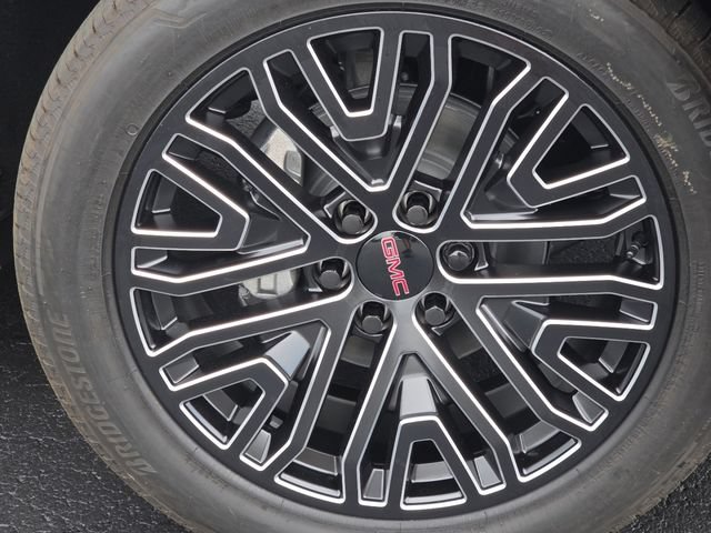 New 2026 GMC Yukon XL Elevation AWD/4WD image 11