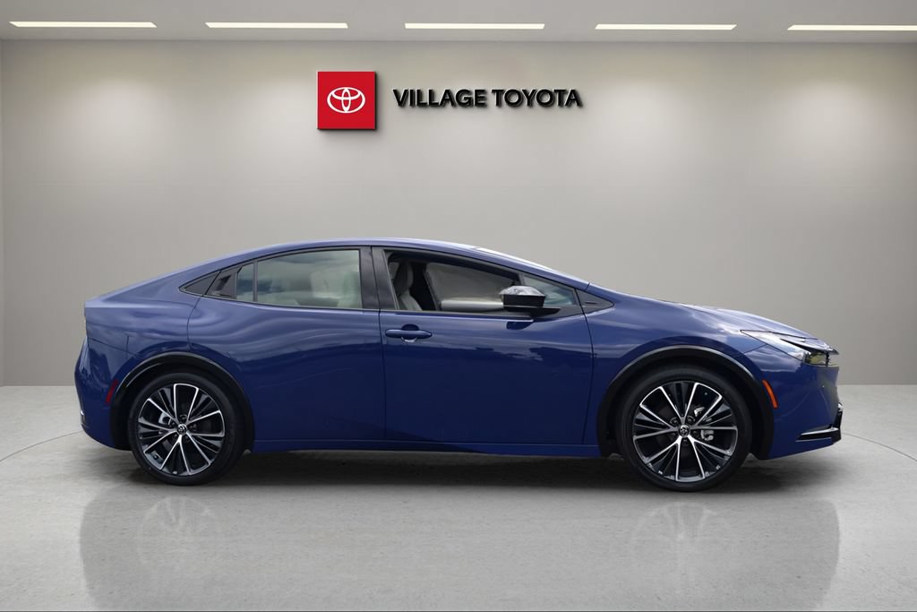 Certified 2026 Toyota Prius XLE FWD image 6