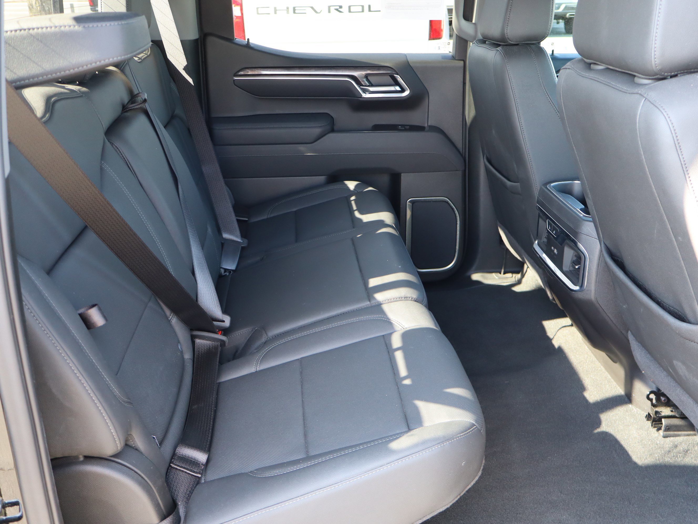 Certified 2025 Chevrolet Silverado 1500 LTZ w/ LTZ Premium Package image 34