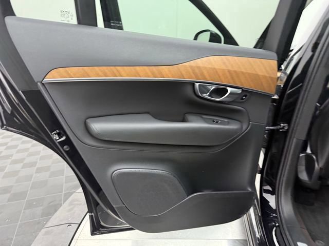 Certified 2024 Volvo XC90 T8 Plus image 24