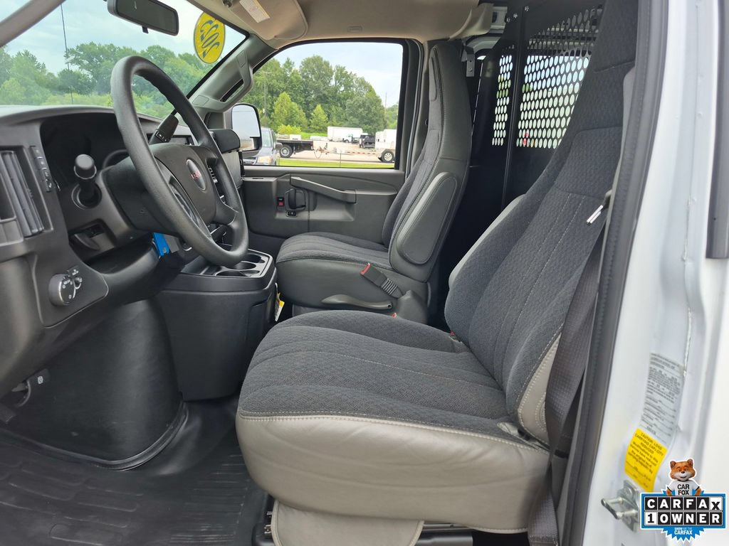 Certified 2025 GMC Savana 2500 w/ Driver Convenience Package RWD image 9