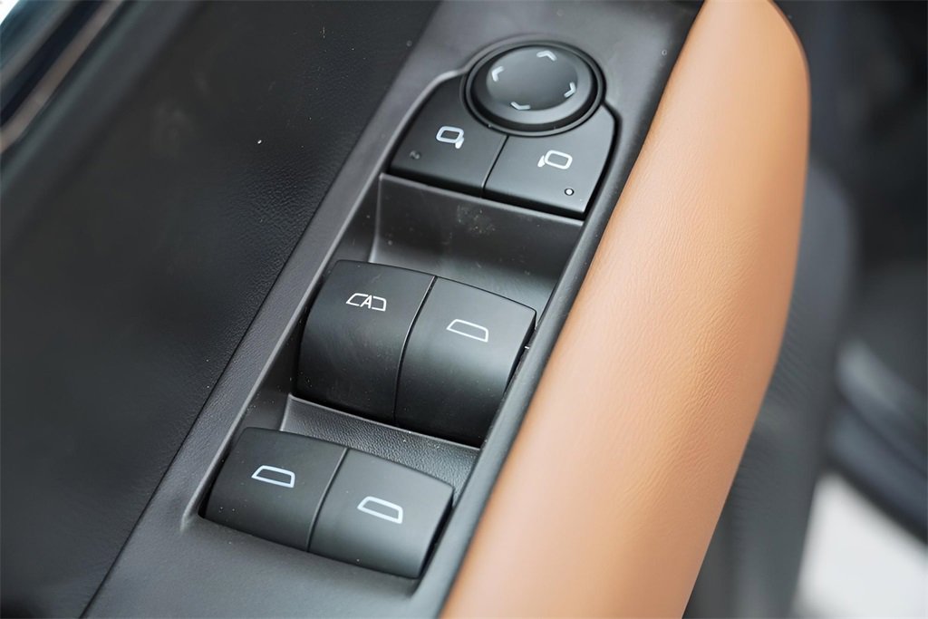 New 2026 GMC Canyon AT4 w/ Technology Plus Package image 23