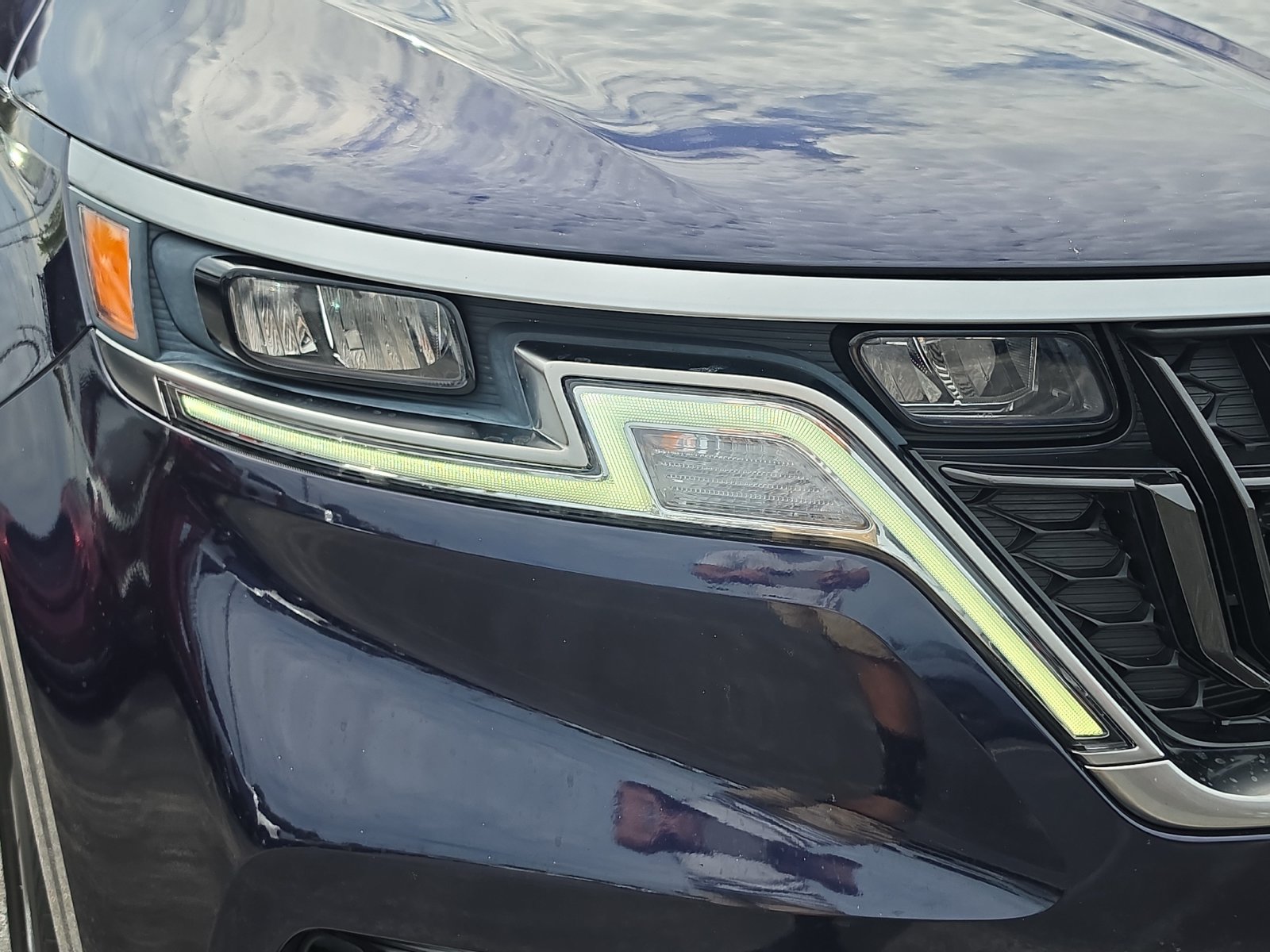 Used 2024 Kia Carnival LX FWD image 6