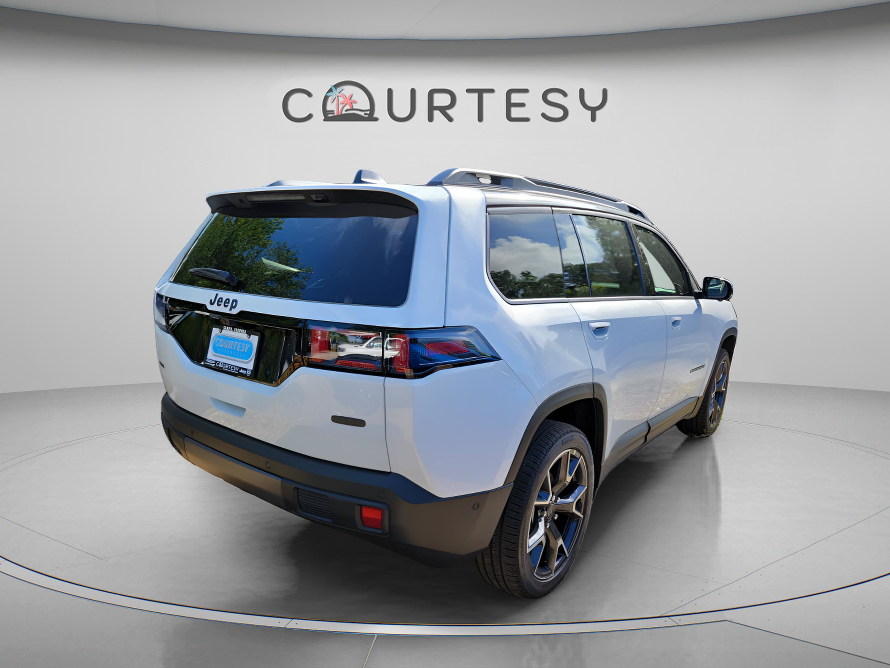 New 2026 Jeep Cherokee Overland w/ Advanced Pro Tech Group AWD/4WD image 3