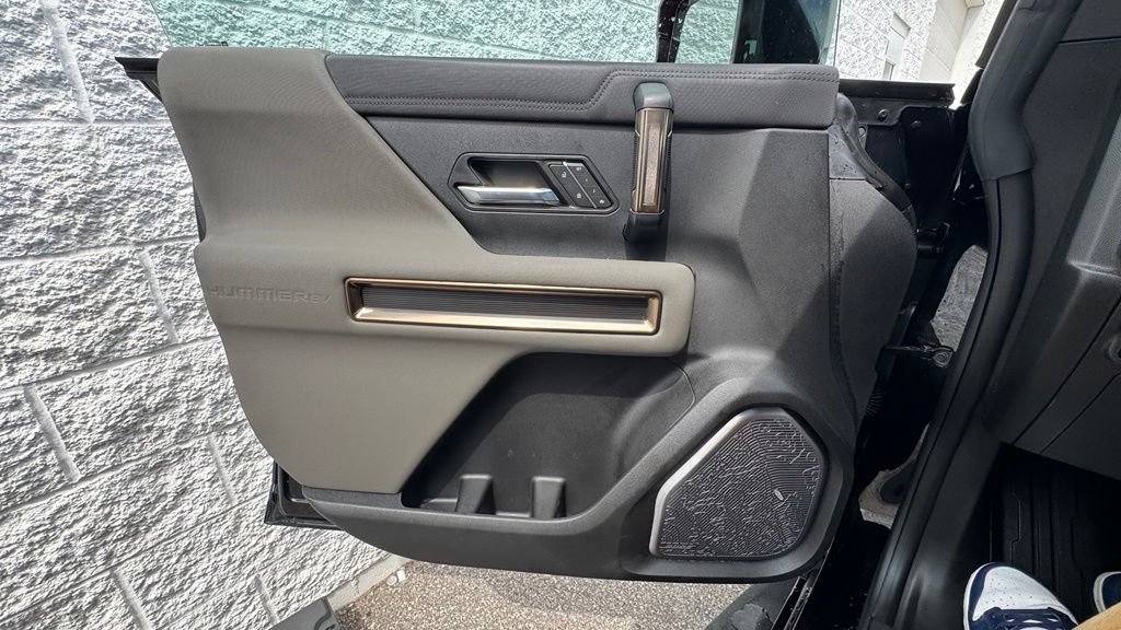 Used 2024 GMC Hummer EV 3X AWD/4WD image 24