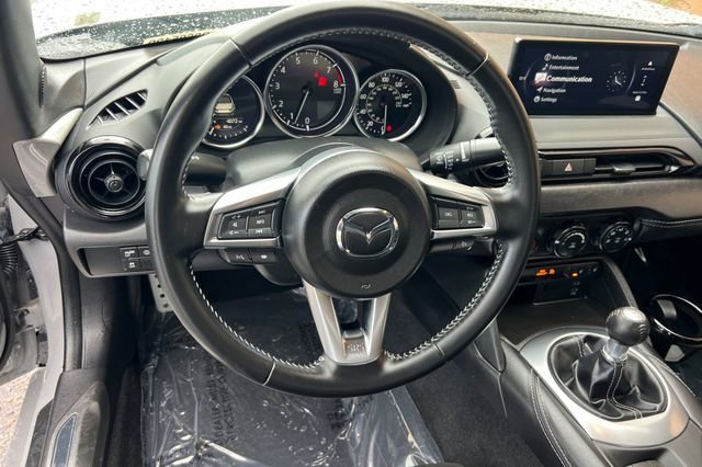 Certified 2024 MAZDA MX-5 Miata Club w/ Interior Package RWD image 14