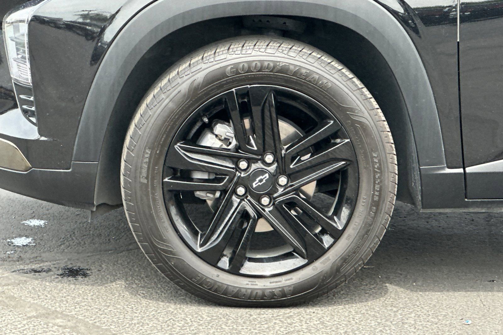 Used 2024 Chevrolet Trax ACTIV w/ Sunroof Package image 25