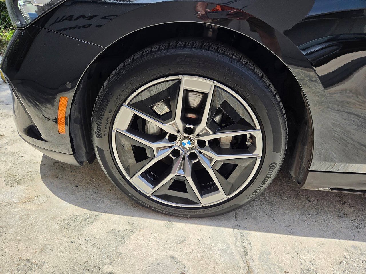 Used 2026 BMW 530i xDrive AWD/4WD image 15