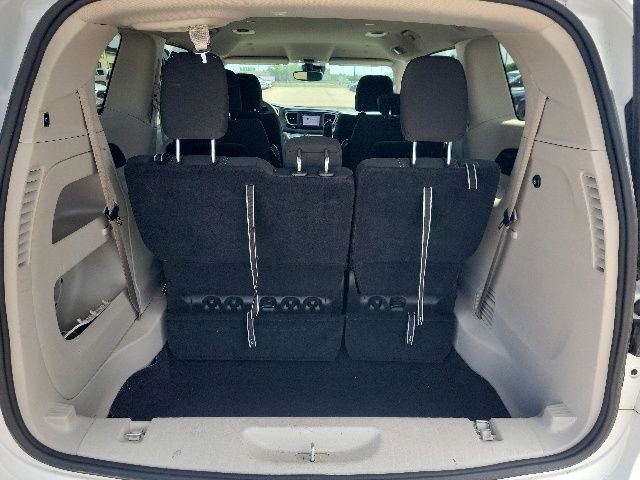 Used 2023 Chrysler Voyager LX FWD image 25