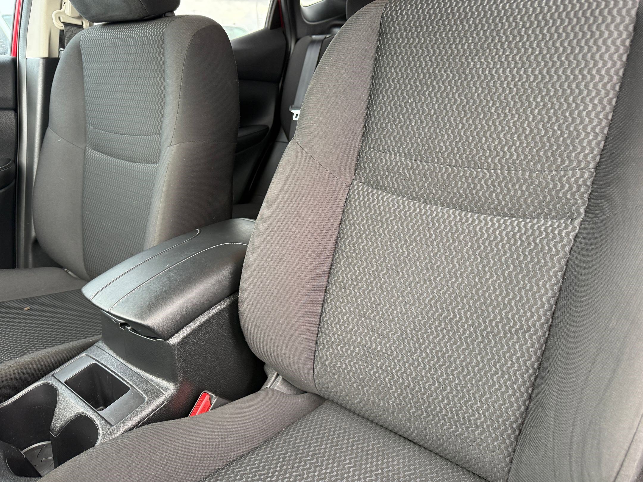 Used 2018 Nissan Rogue Sport S w/ S Appearance Package image 22