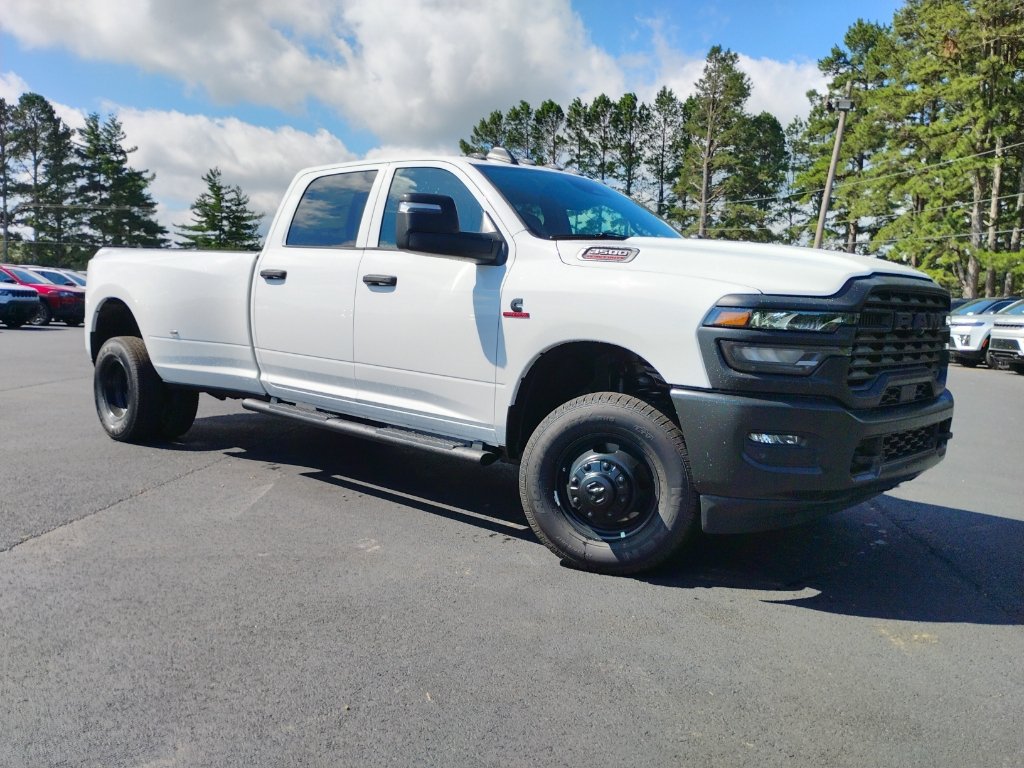 New 2026 RAM 3500 Tradesman AWD/4WD image 3