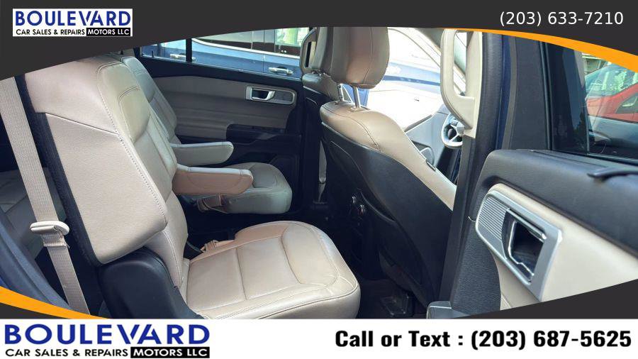 Used 2020 Ford Explorer Limited w/ Class III Trailer Tow Package image 41