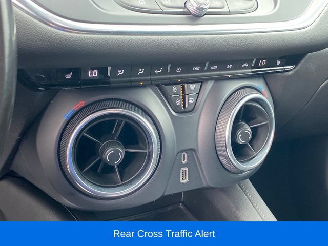 Used 2019 Chevrolet Blazer LT FWD image 11