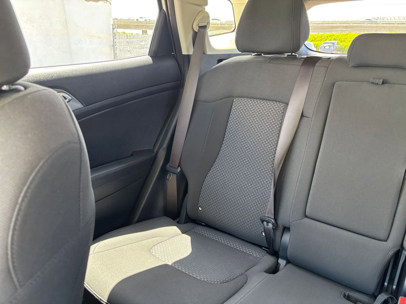 Used 2025 Kia Sportage LX FWD image 38