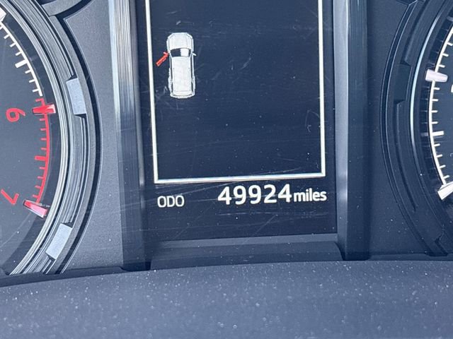 Used 2021 Toyota 4Runner SR5 image 32