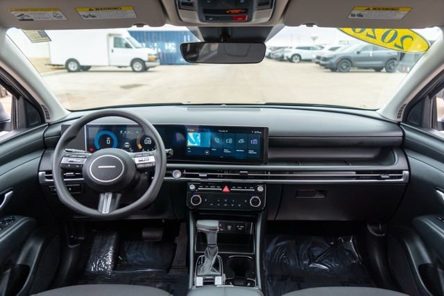 Used 2026 Hyundai Tucson SEL FWD image 16
