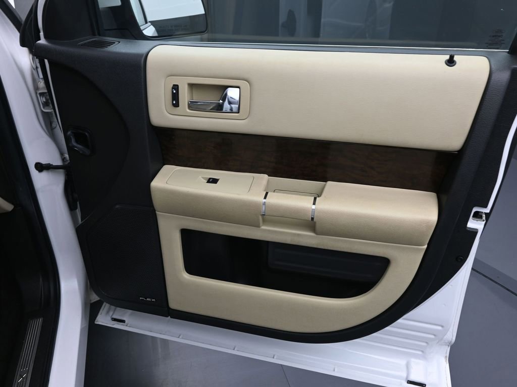 Used 2019 Ford Flex Limited FWD image 20