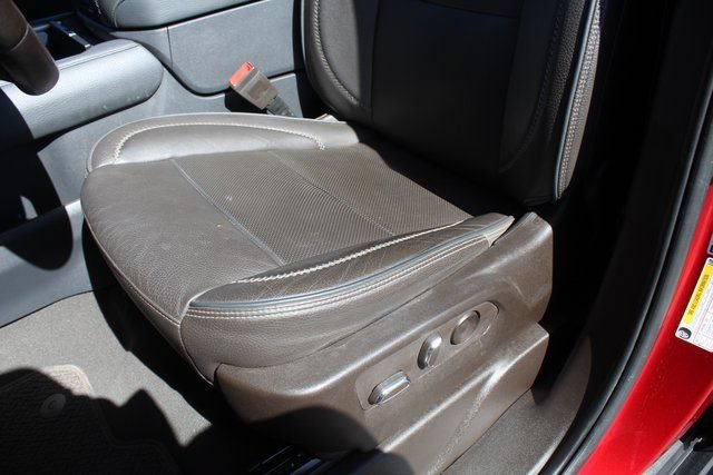 Used 2022 GMC Yukon Denali AWD/4WD image 40