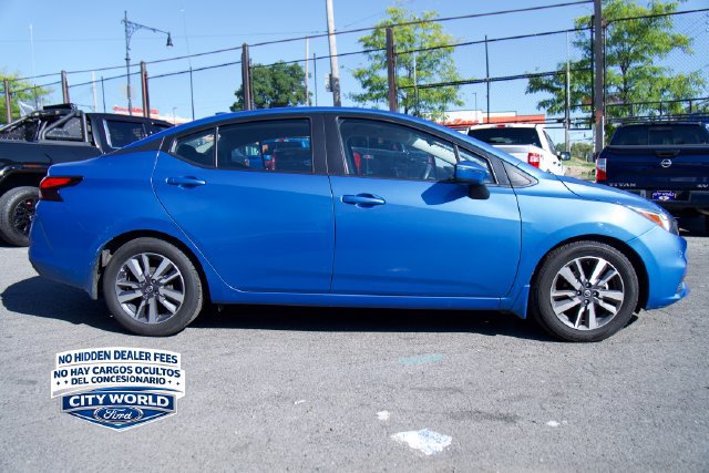 Used 2020 Nissan Versa SV FWD image 7