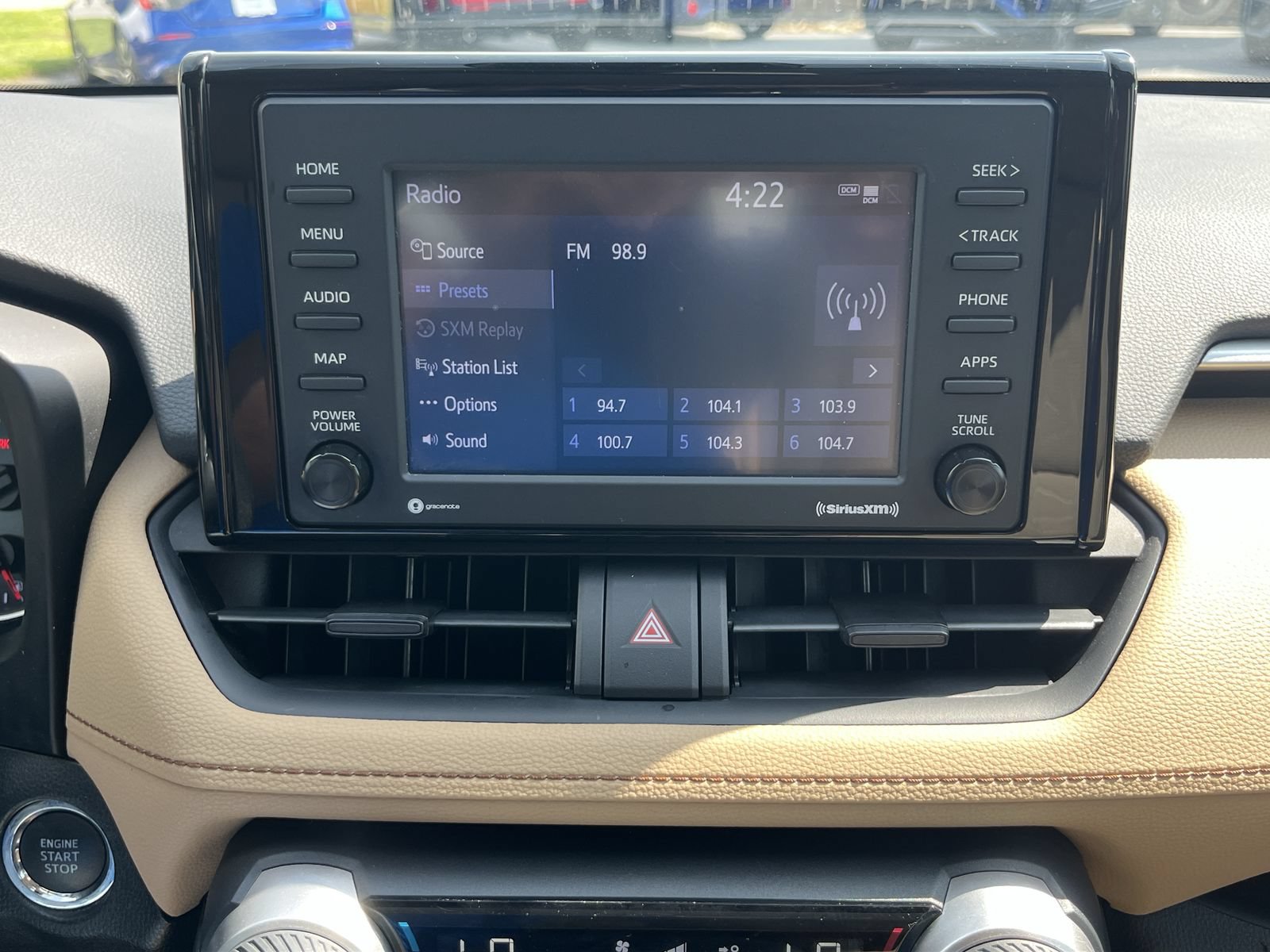 Used 2021 Toyota RAV4 XLE FWD image 20