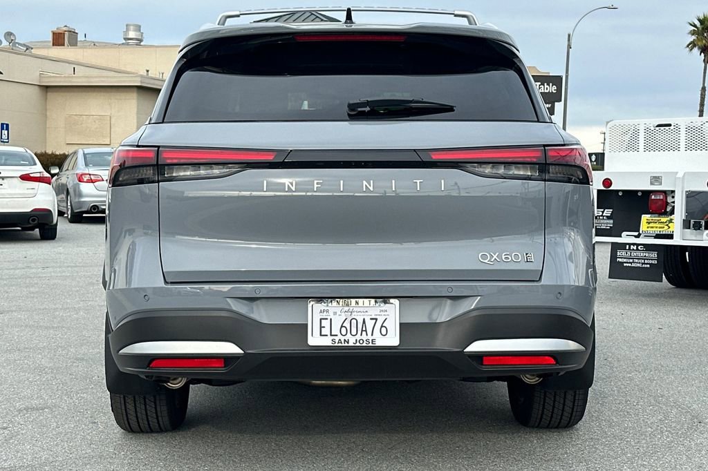 Used 2026 INFINITI QX60 Luxe w/ Cargo Package image 4