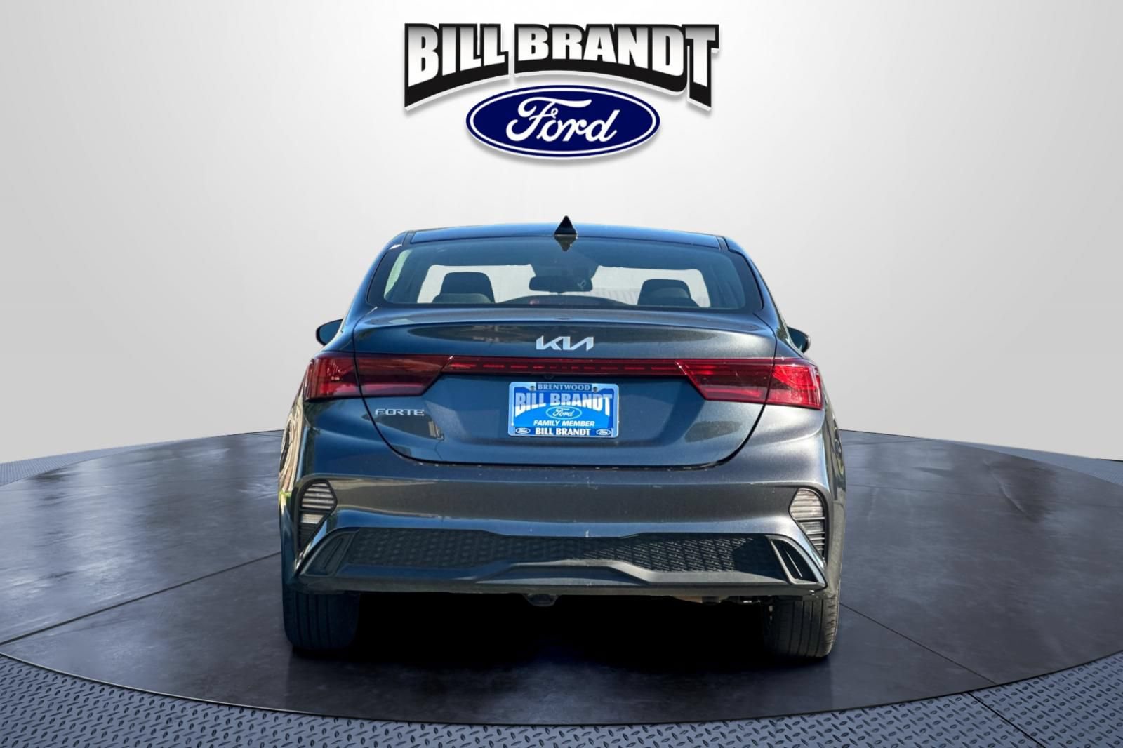 Used 2024 Kia Forte LXS FWD image 4