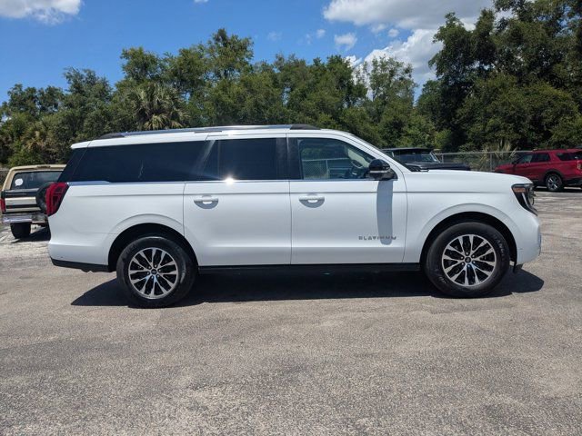 Used 2025 Ford Expedition Max Platinum AWD/4WD image 4