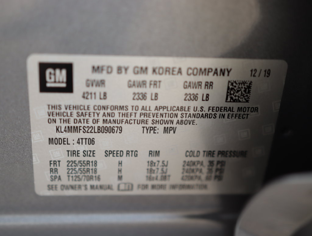 Used 2020 Buick Encore GX Essence w/ Experience Buick Package FWD image 39