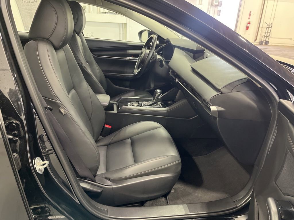 Used 2024 MAZDA MAZDA3 s image 24