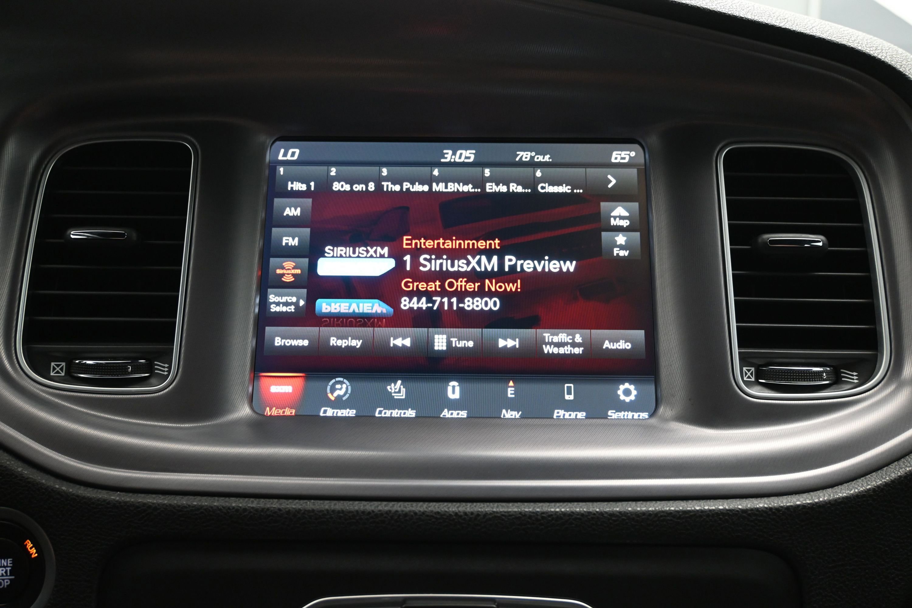 Used 2023 Dodge Charger Scat Pack w/ Navigation & Travel Group RWD image 32