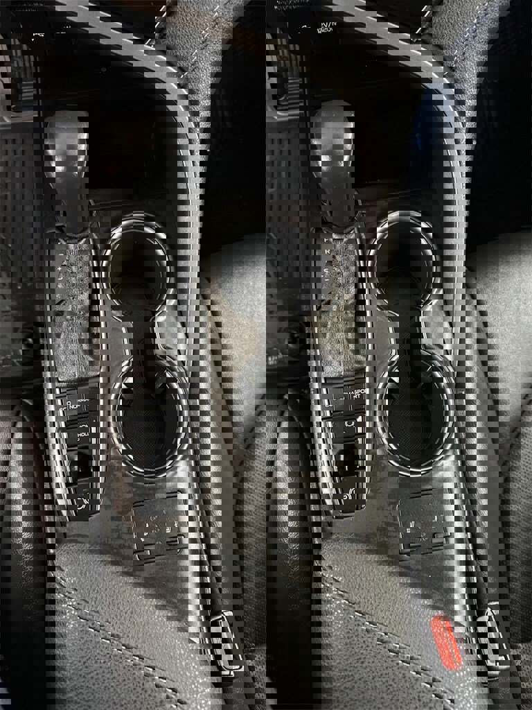 Used 2022 Toyota Camry XSE image 19