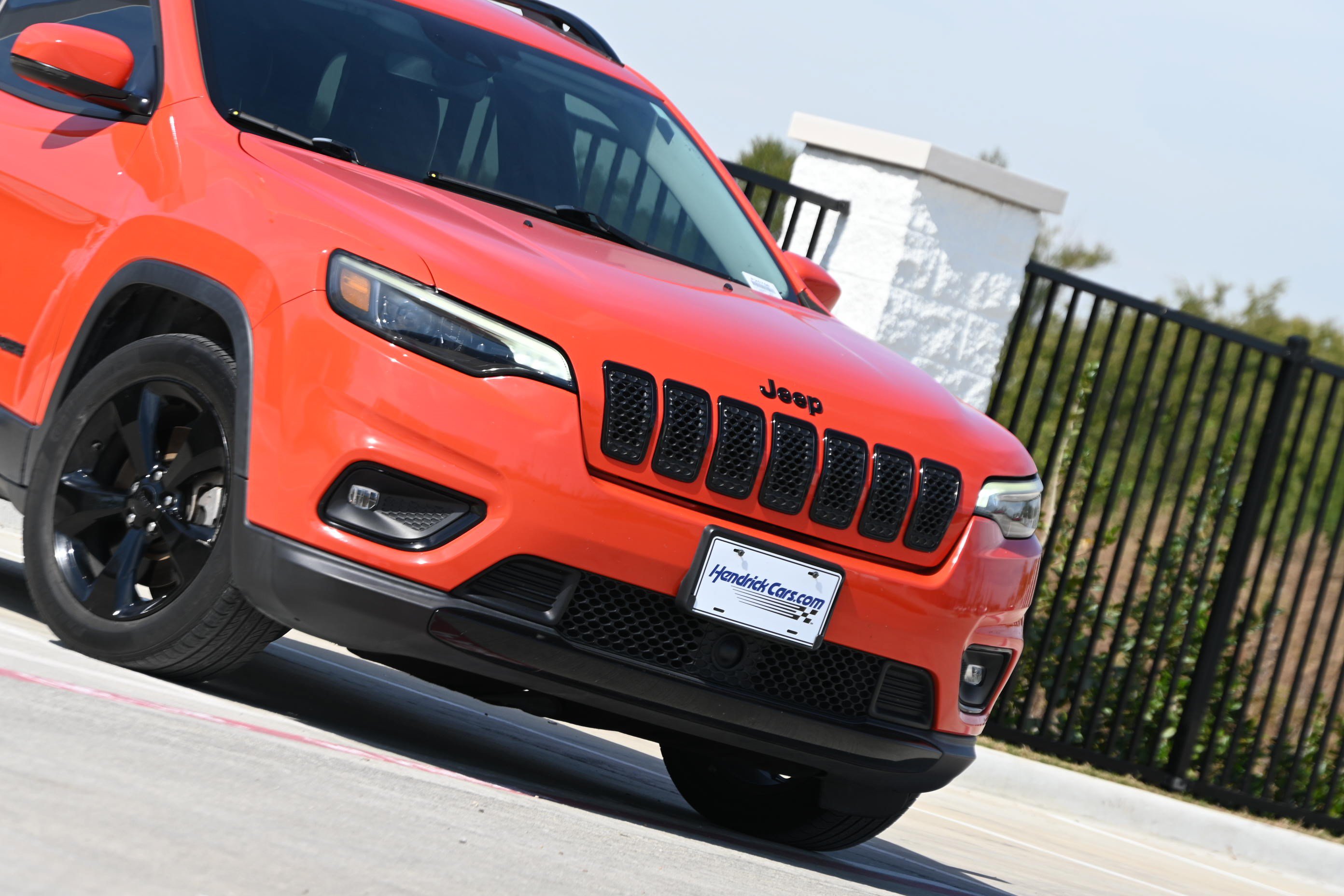 Used 2021 Jeep Cherokee Latitude Plus FWD image 35
