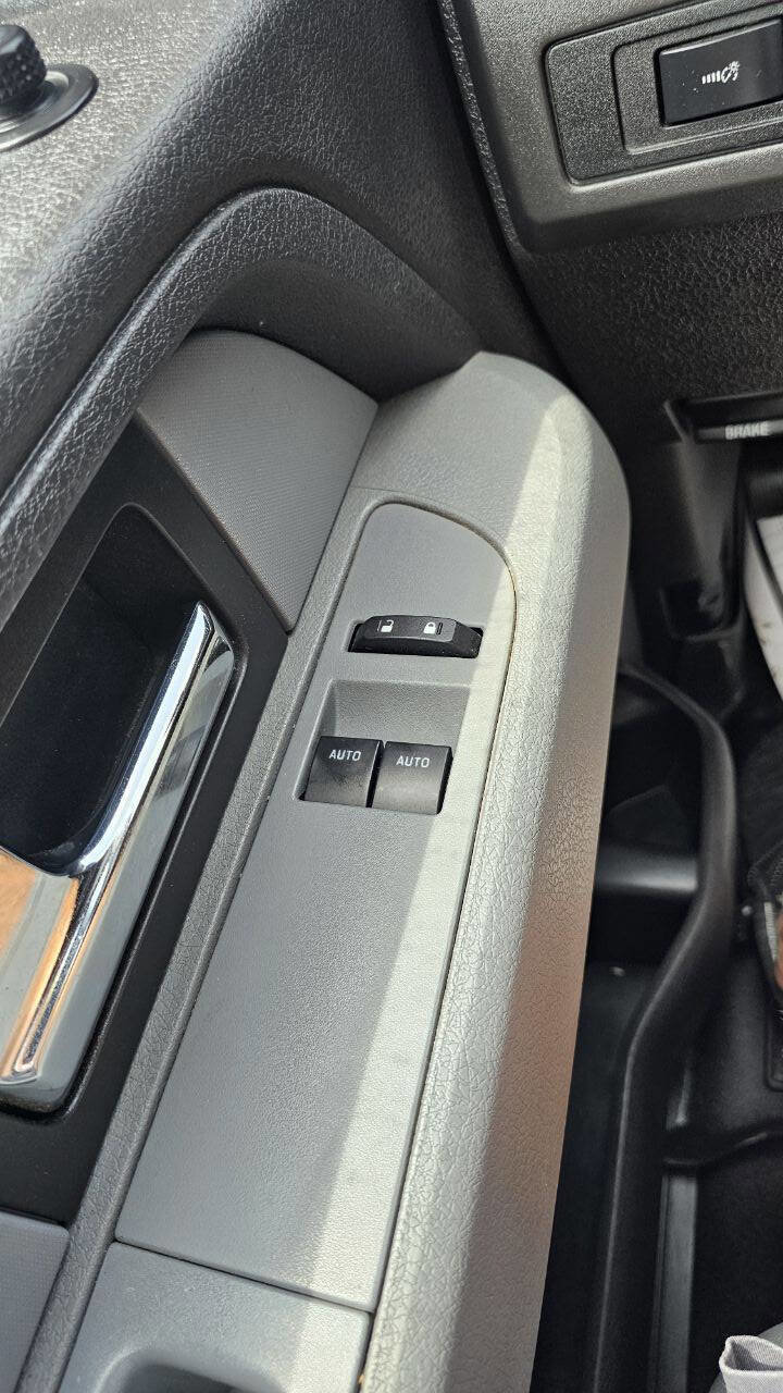 Used 2014 Ford F150 XLT w/ Equipment Group 301A Mid image 13