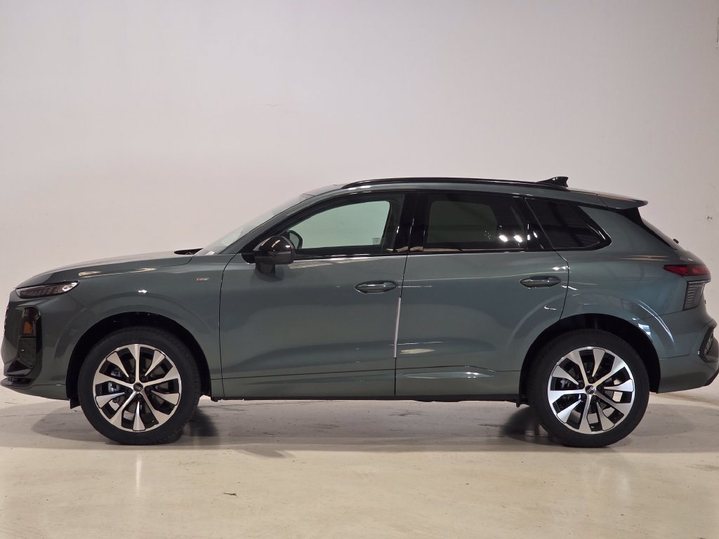 New 2026 Audi Q3 quattro 2.0T AWD/4WD image 3
