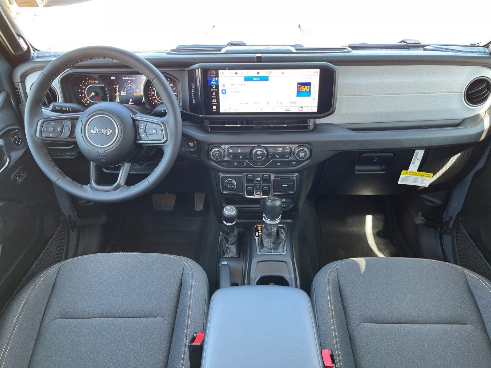 New 2026 Jeep Gladiator Sport AWD/4WD image 15