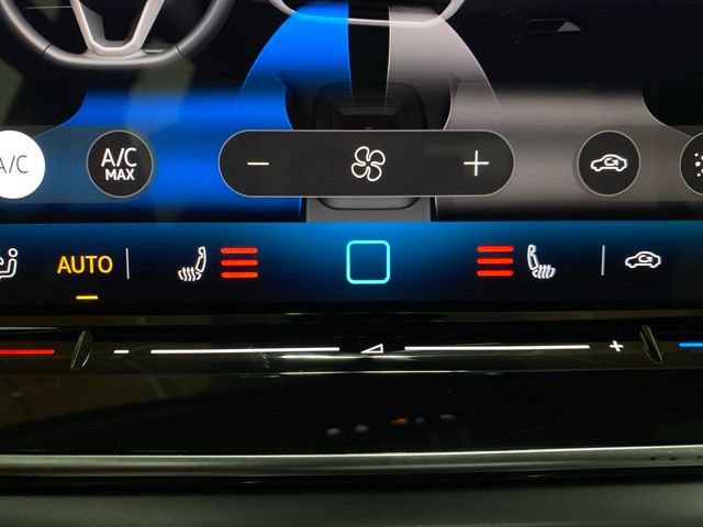 Used 2025 Volkswagen ID.4 Pro RWD image 50