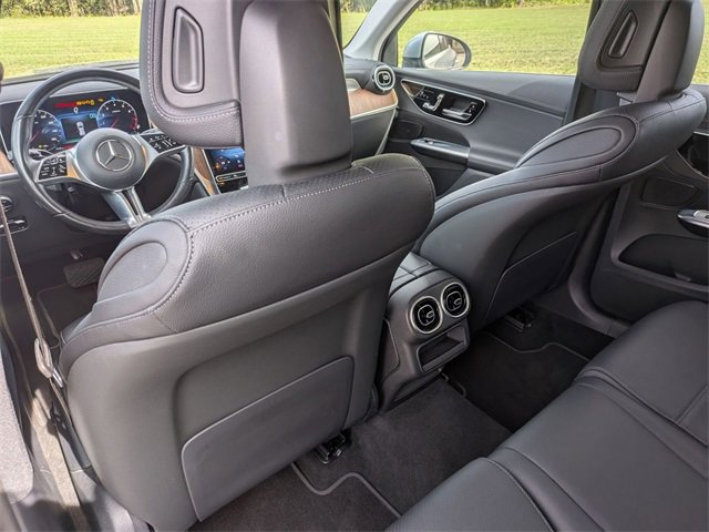 Used 2024 Mercedes-Benz GLC 300 4MATIC image 28