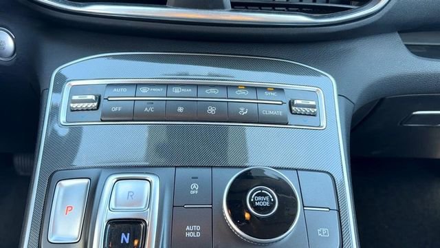 Used 2021 Hyundai Santa Fe SEL w/ Convenience Package image 14