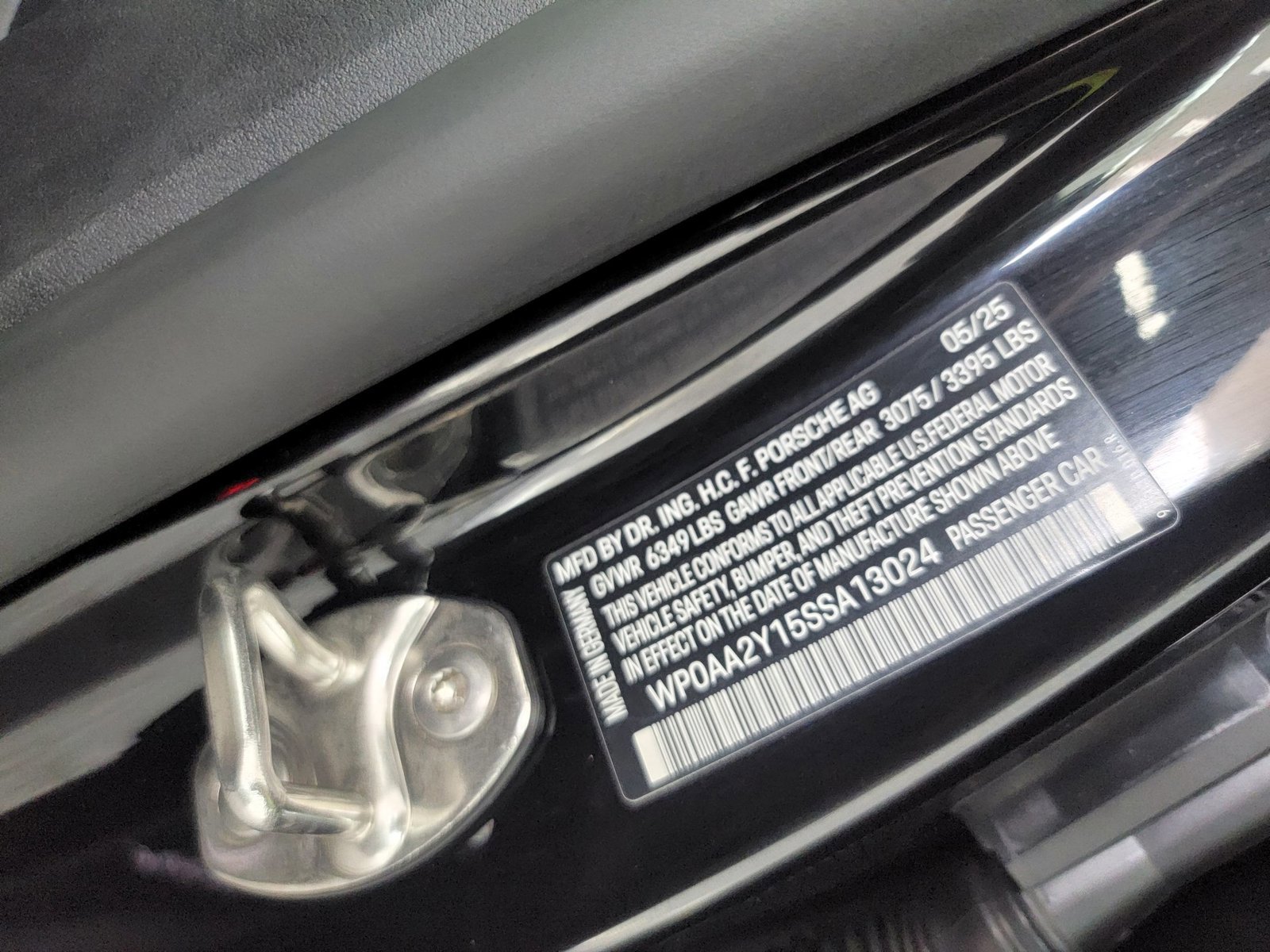 New 2025 Porsche Taycan AWD/4WD image 28