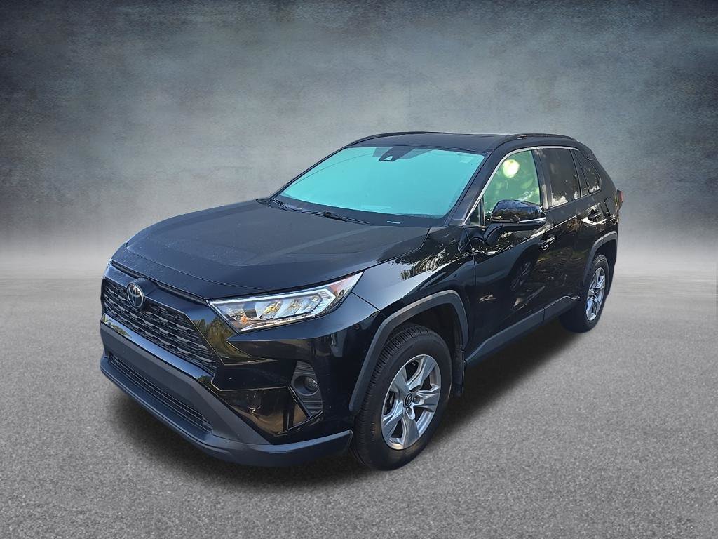 Used 2020 Toyota RAV4 XLE w/ All Weather Liner Package AWD/4WD image 4