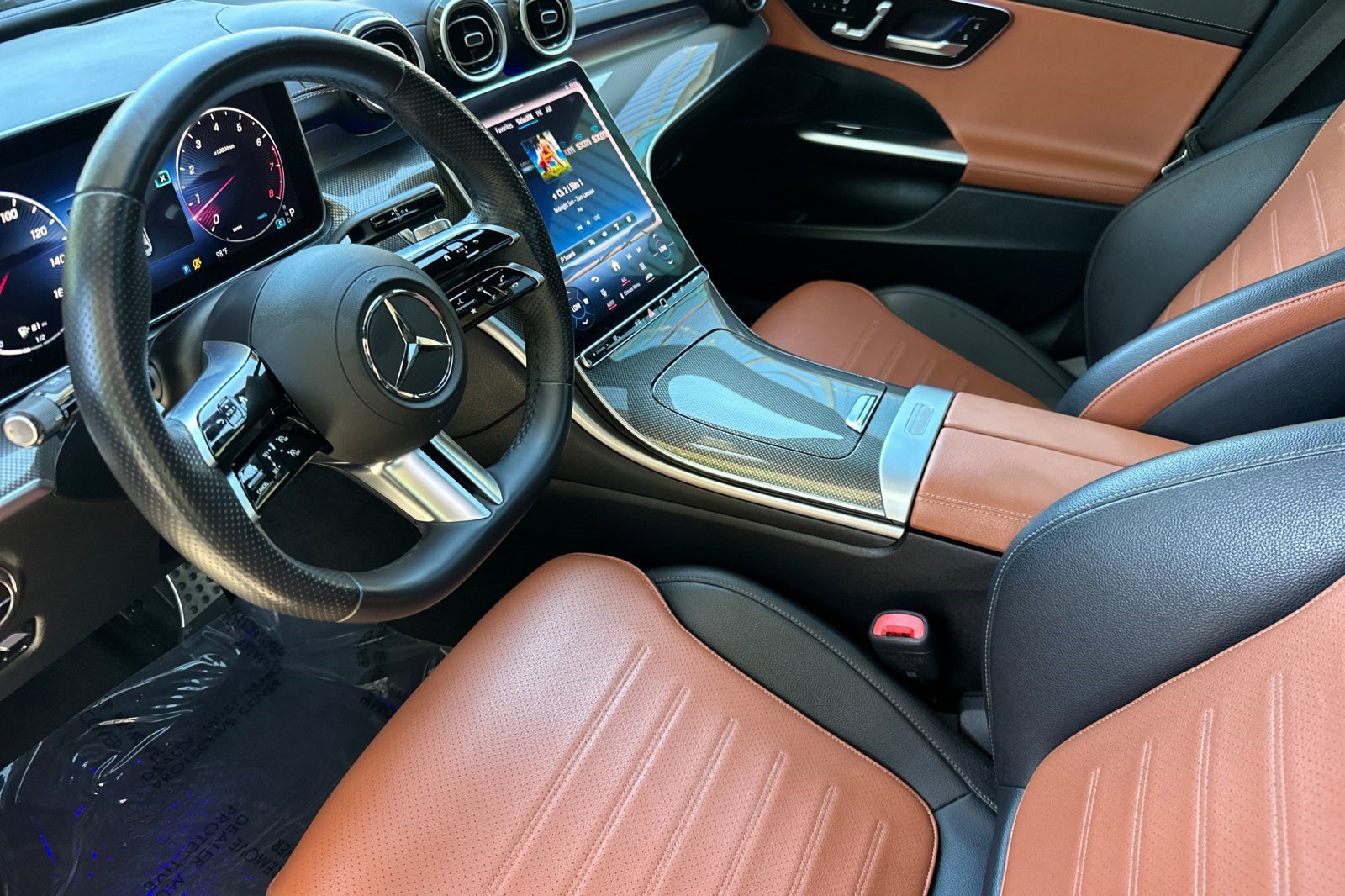 Certified 2023 Mercedes-Benz C 300 4MATIC Sedan image 4