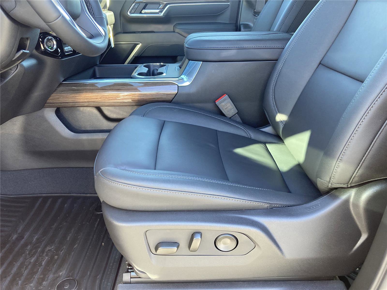 New 2026 Chevrolet Silverado 2500 LT w/ Trail Boss Package image 22