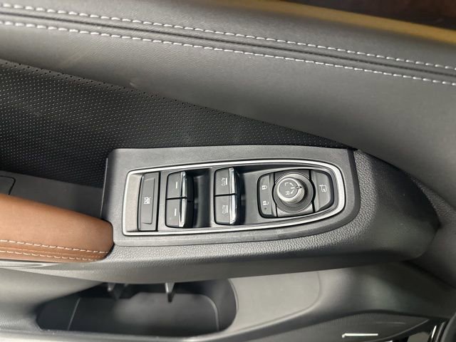 Used 2025 Subaru Ascent Touring w/ Popular Package #2 image 12
