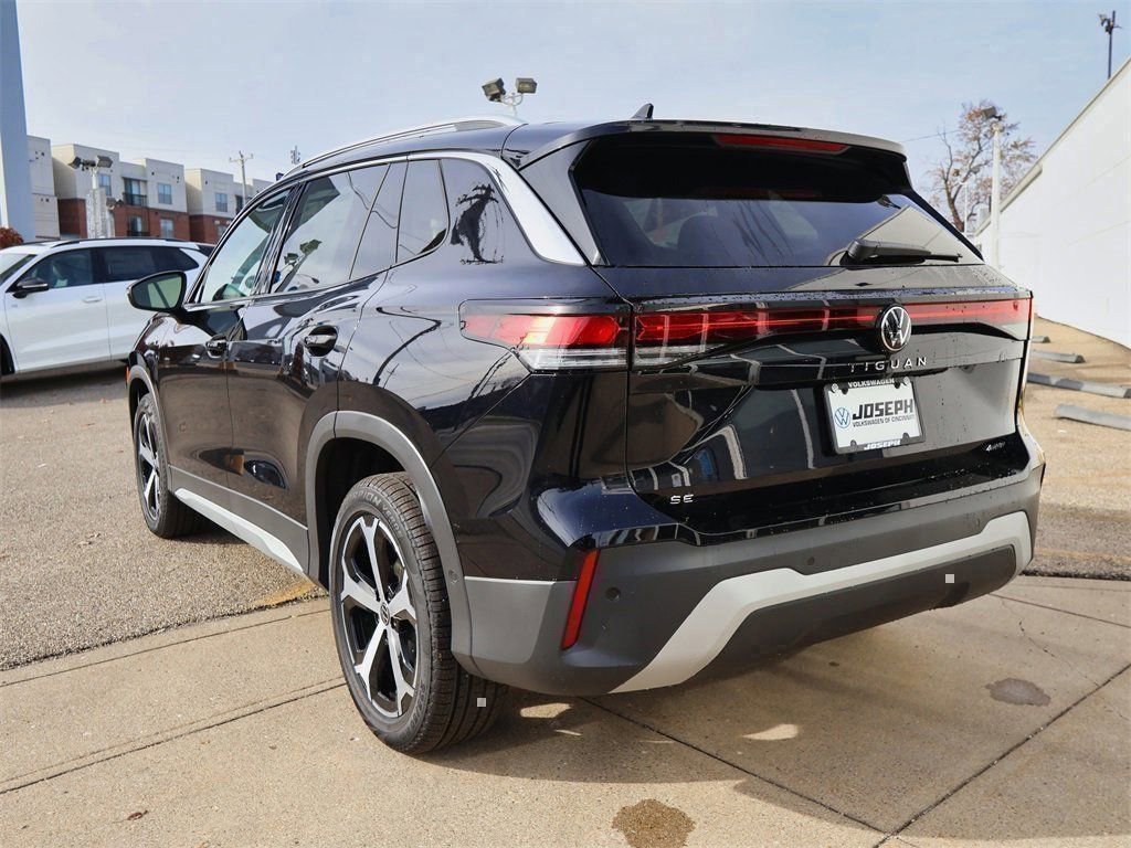 New 2026 Volkswagen Tiguan SE AWD/4WD image 3