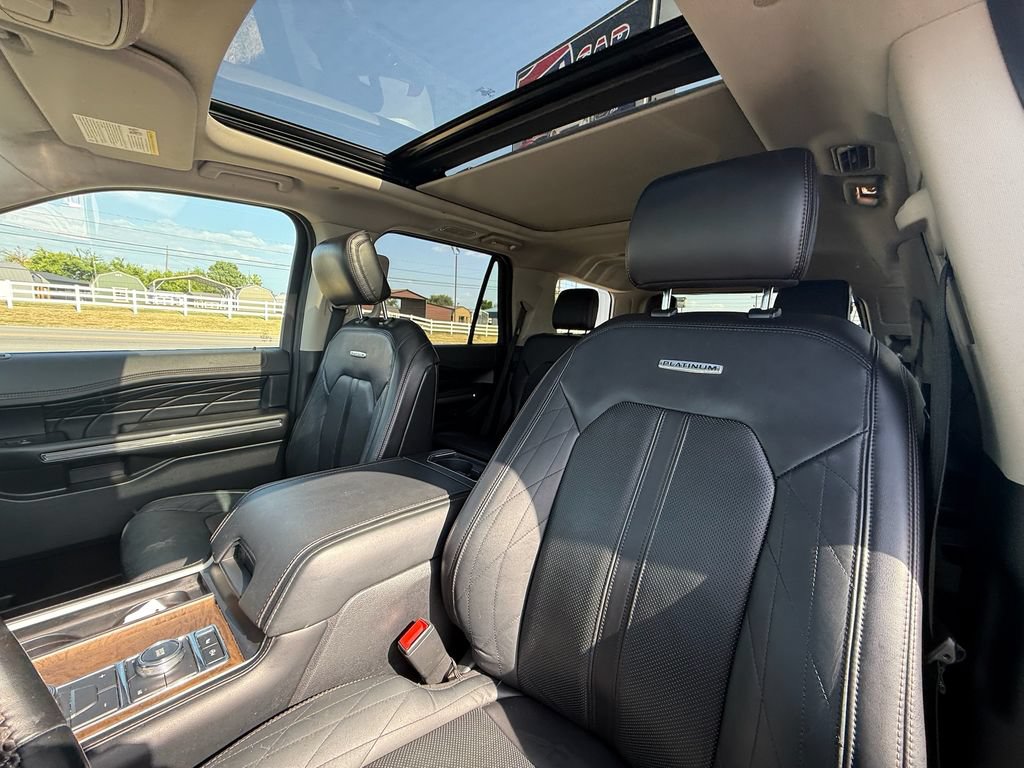 Used 2019 Ford Expedition Platinum AWD/4WD image 13