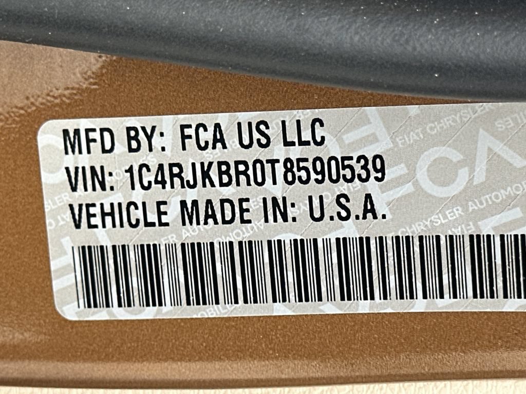 New 2026 Jeep Grand Cherokee L Limited w/ Luxury Tech Group II AWD/4WD image 34