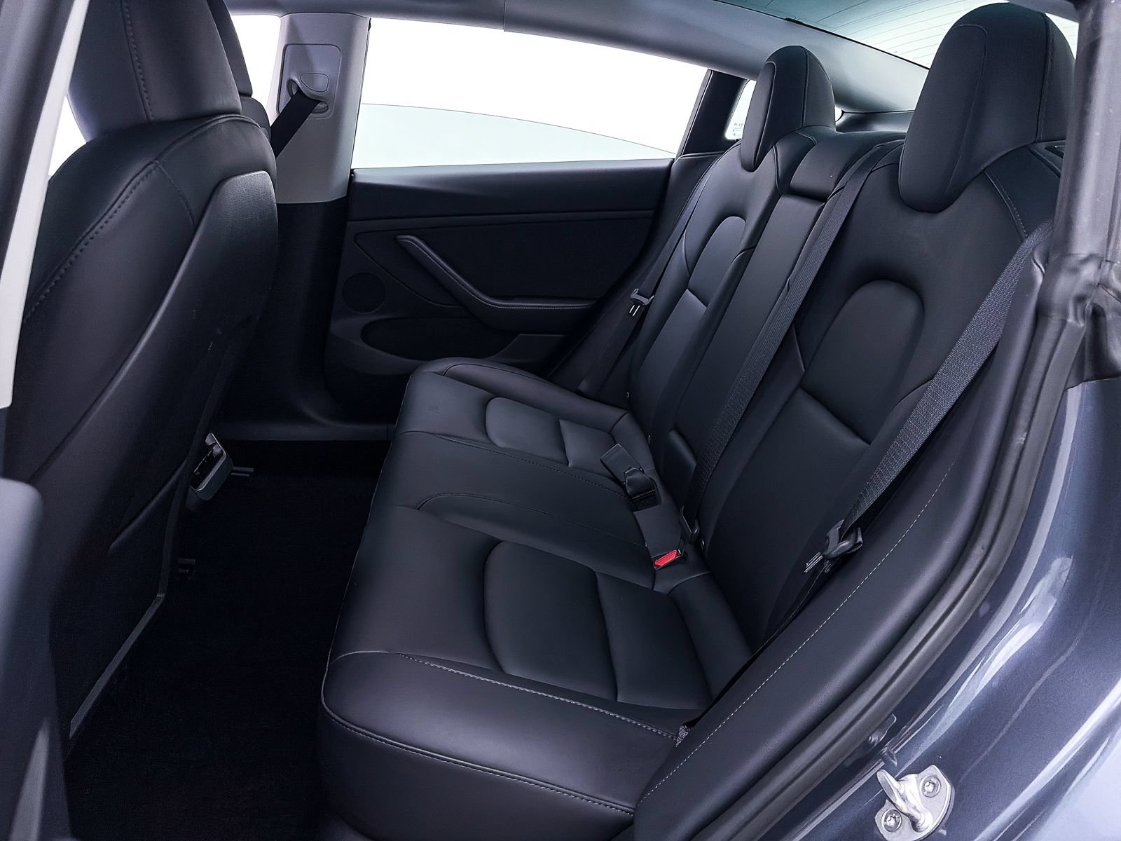 Used 2023 Tesla Model 3 Standard Range RWD image 36